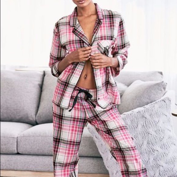 victoria s secret pink plaid pajamas
